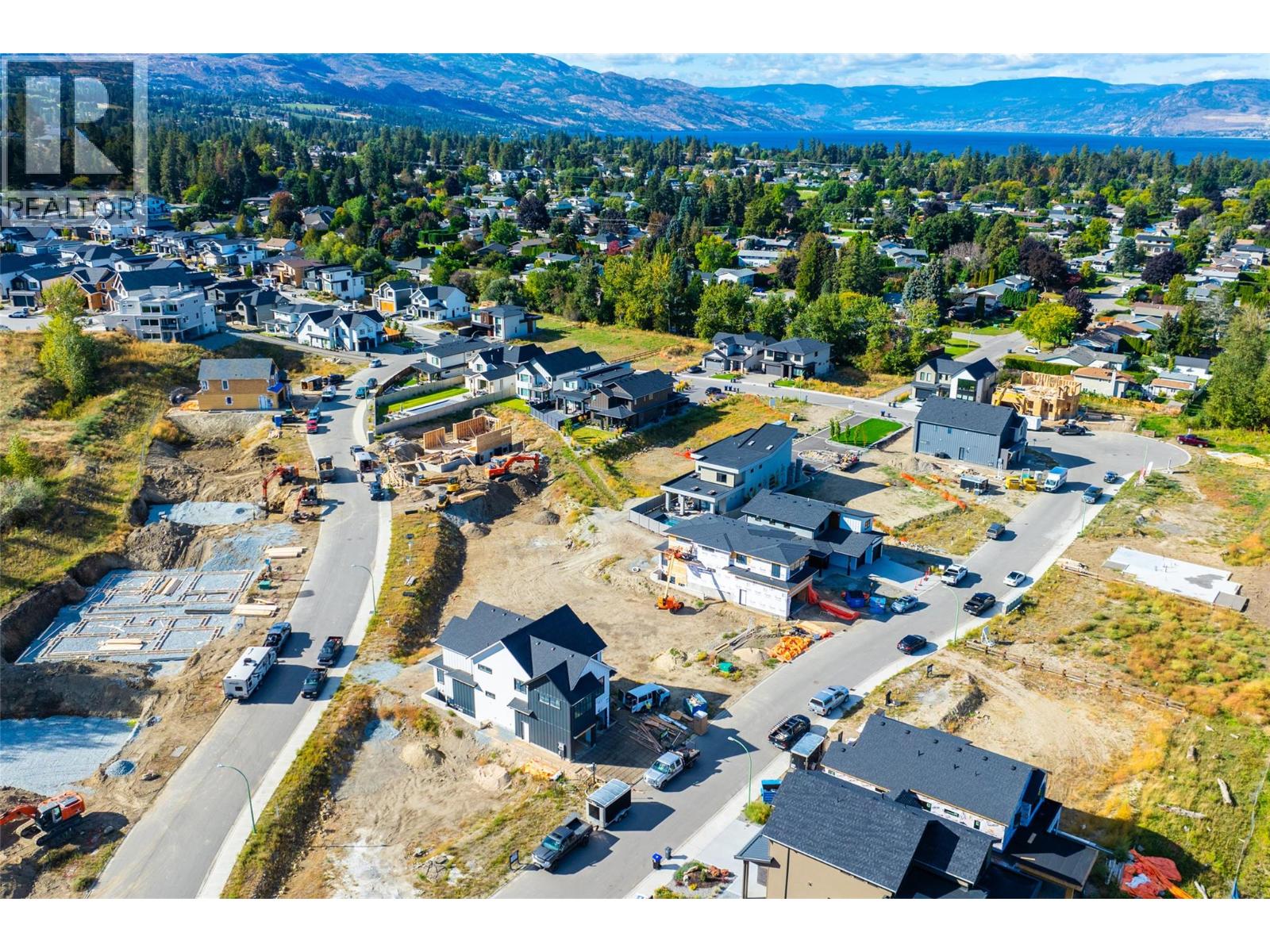  916 Bull Crescent, Kelowna