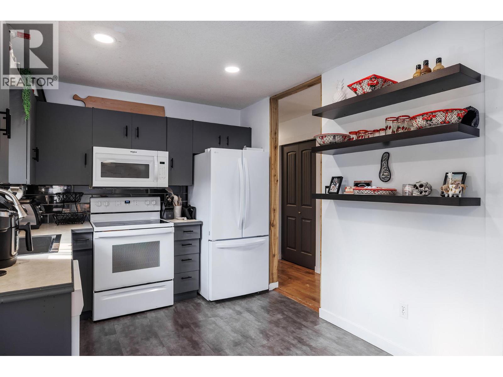  10769 Sherman Drive, Lake Country