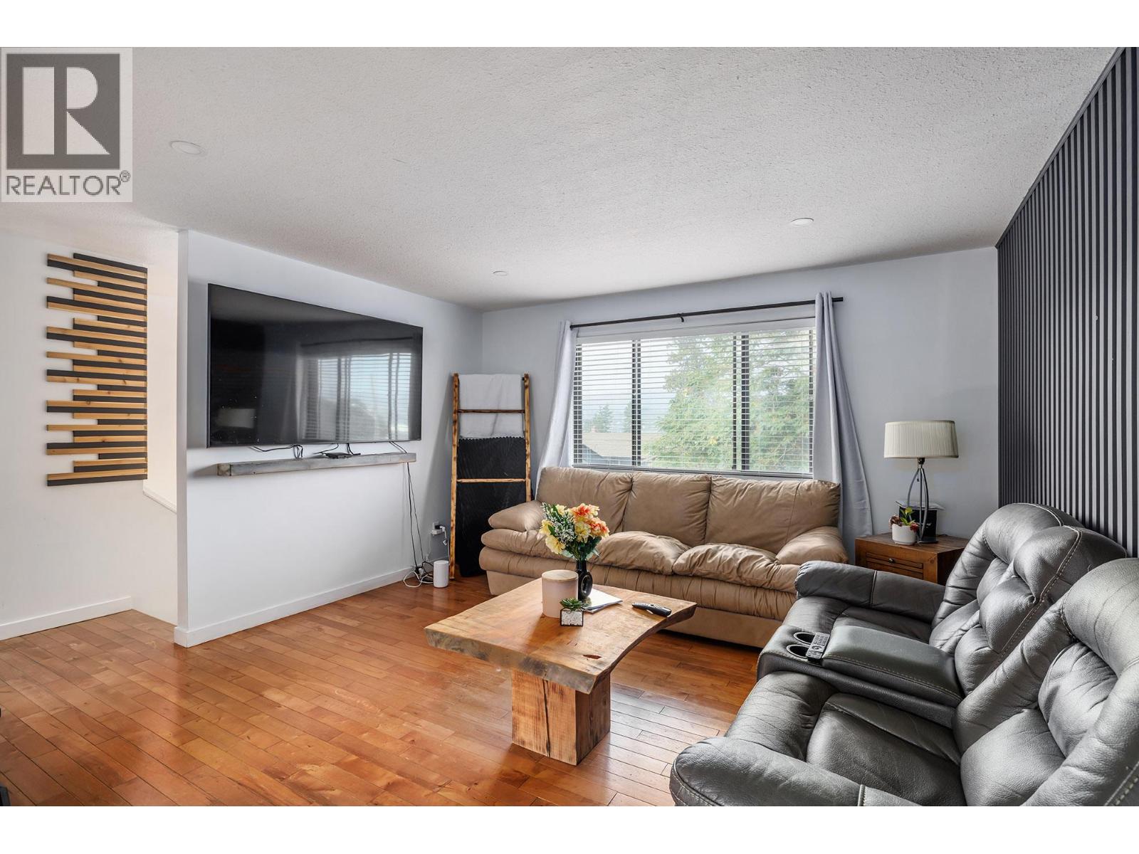  10769 Sherman Drive, Lake Country
