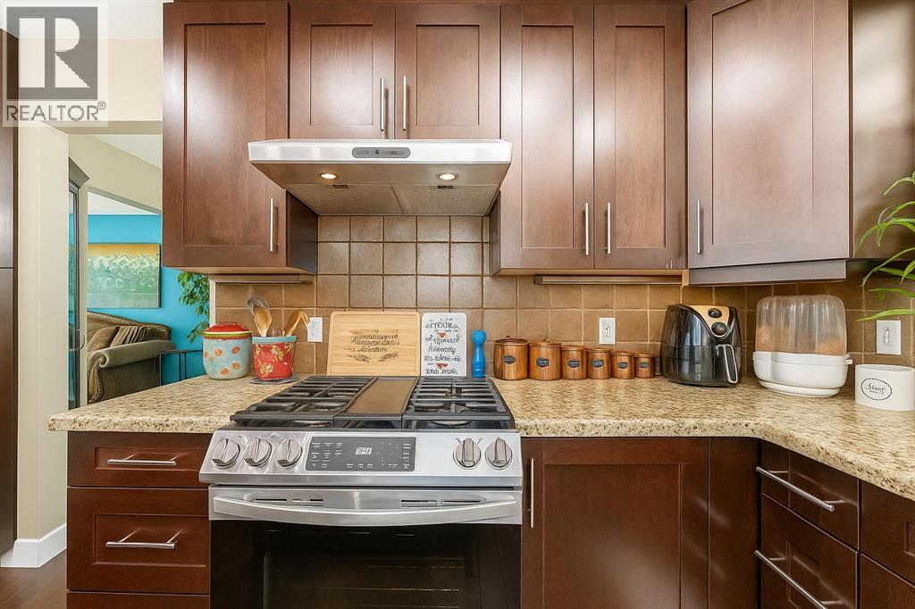 Single Family House for Sale in  Varsity Estates Court NW Varsity Calgary 