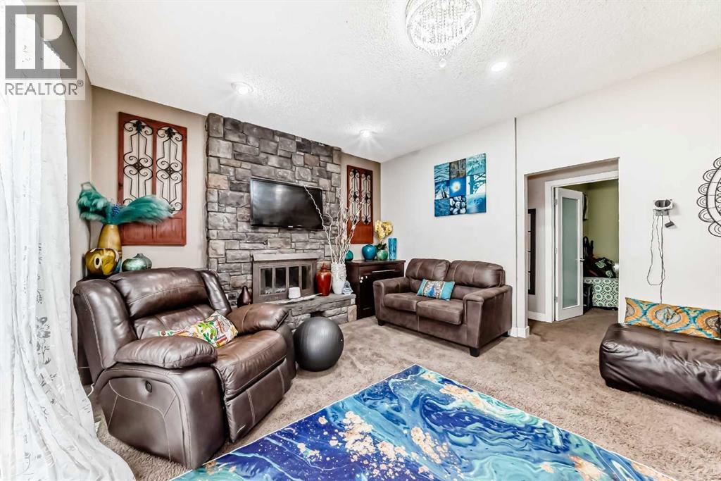 Single Family House for Sale in  Varsity Estates Court NW Varsity Calgary 