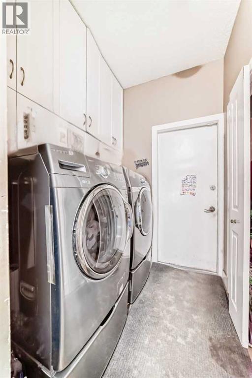 Single Family House for Sale in  Varsity Estates Court NW Varsity Calgary 