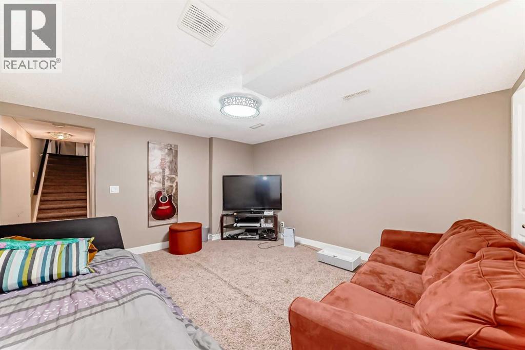 Single Family House for Sale in  Varsity Estates Court NW Varsity Calgary 