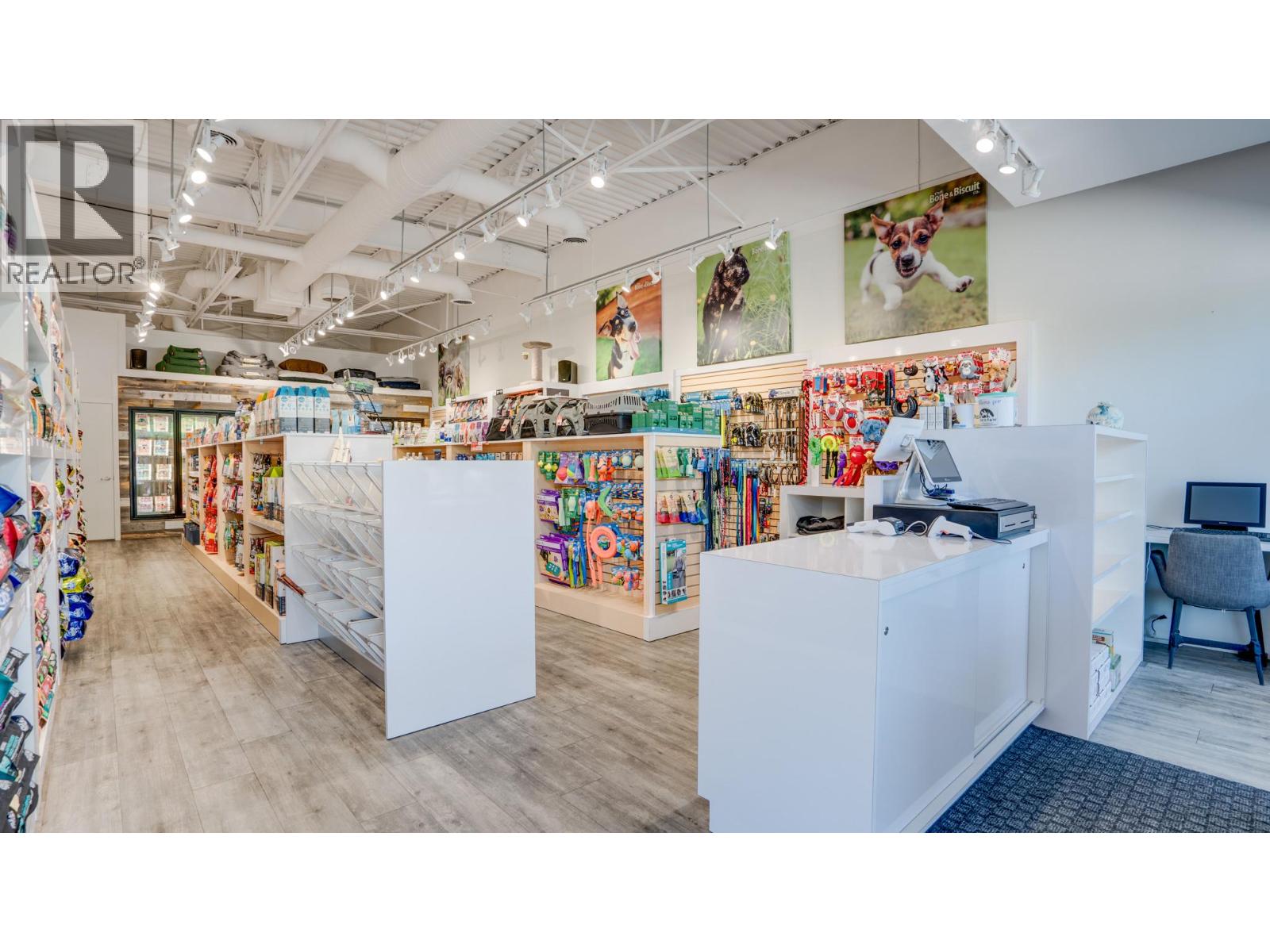 136 1876 Cooper Road, Kelowna