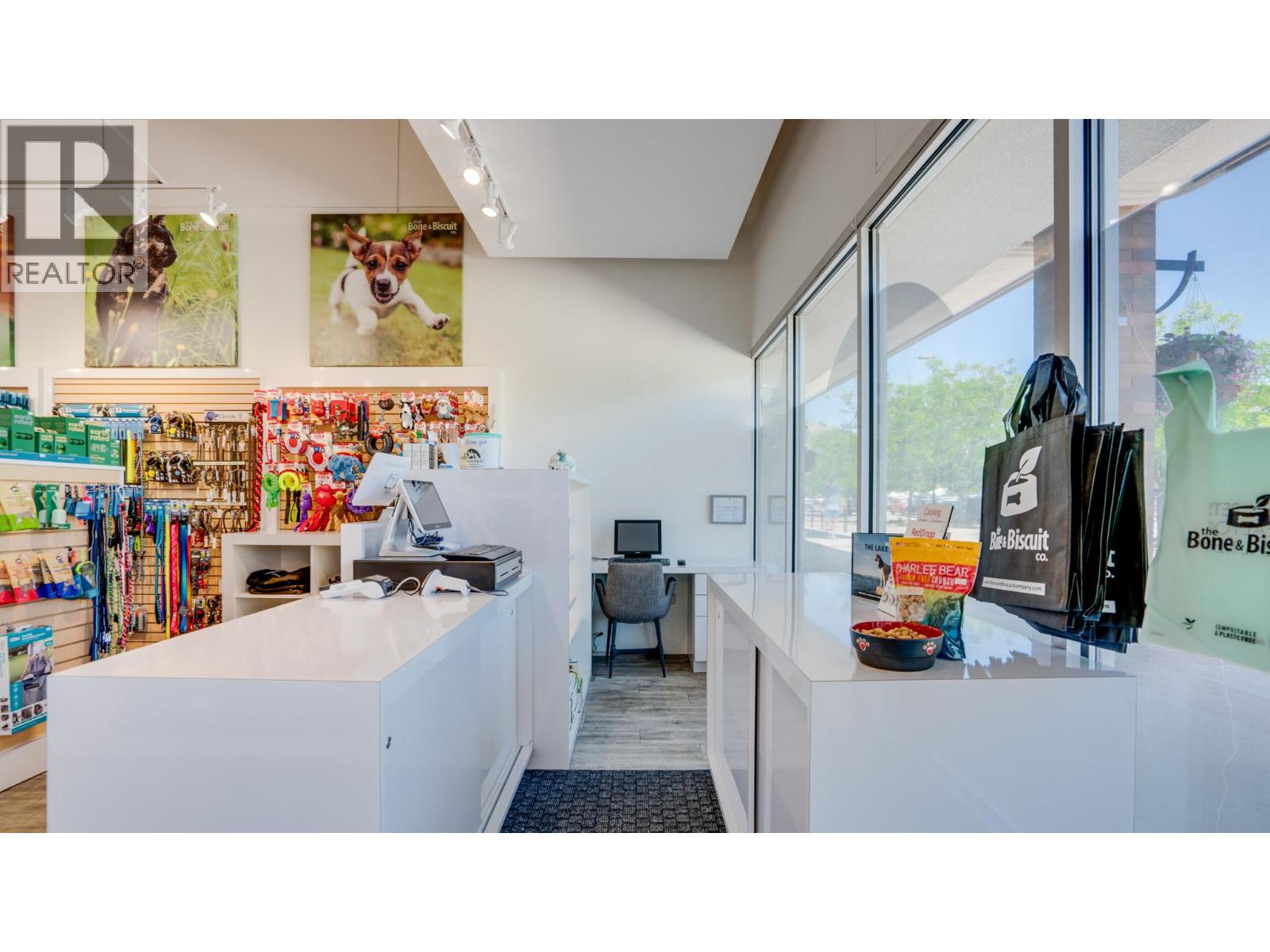 136 1876 Cooper Road, Kelowna