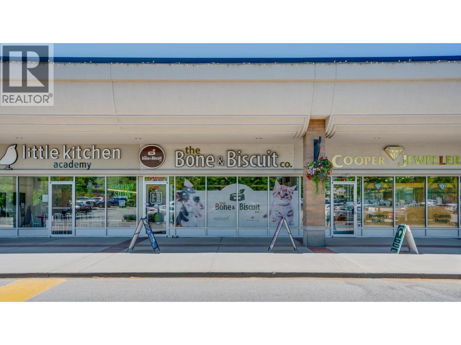 136 1876 Cooper Road, Kelowna