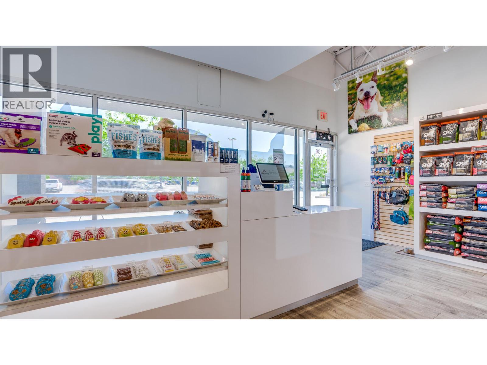 136 1876 Cooper Road, Kelowna