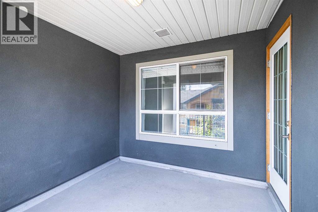 Single Family House for Sale in   Richard Court SW Lincoln Park Calgary 