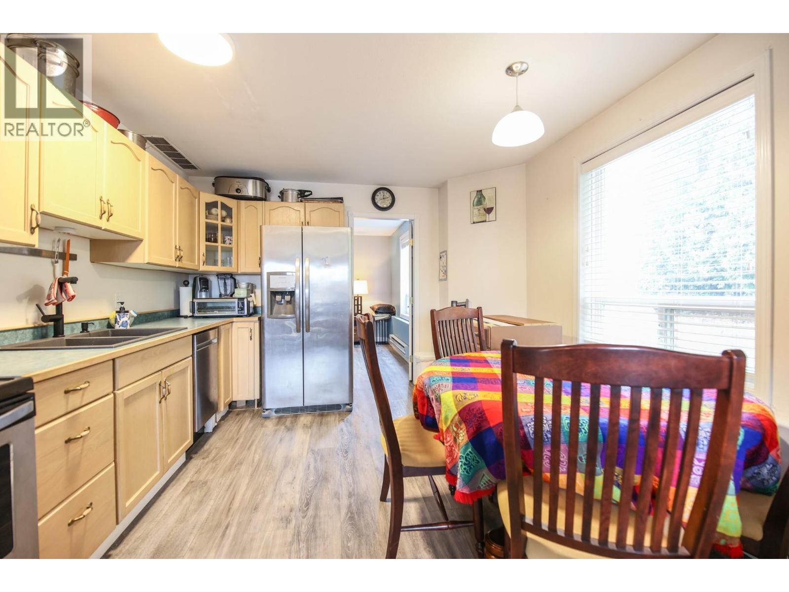  384 19 Road, Oliver