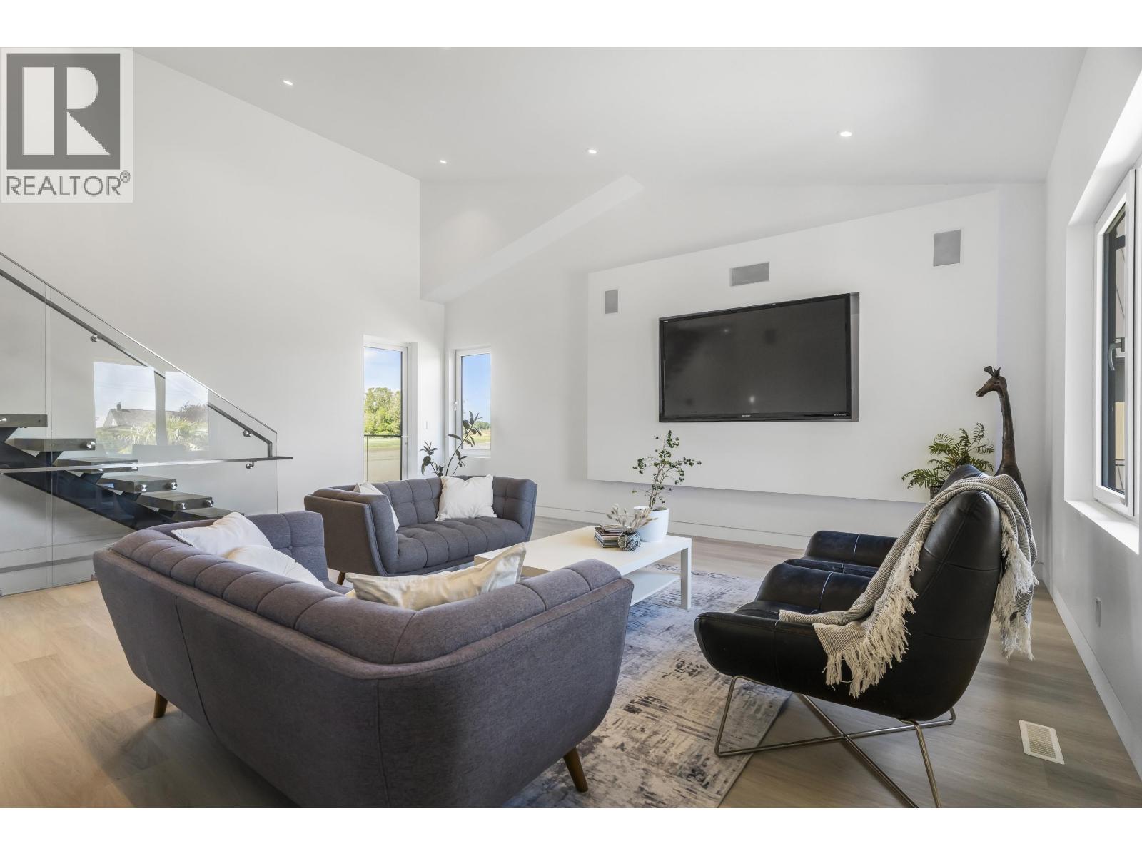 4259 RIVER Road West, Delta