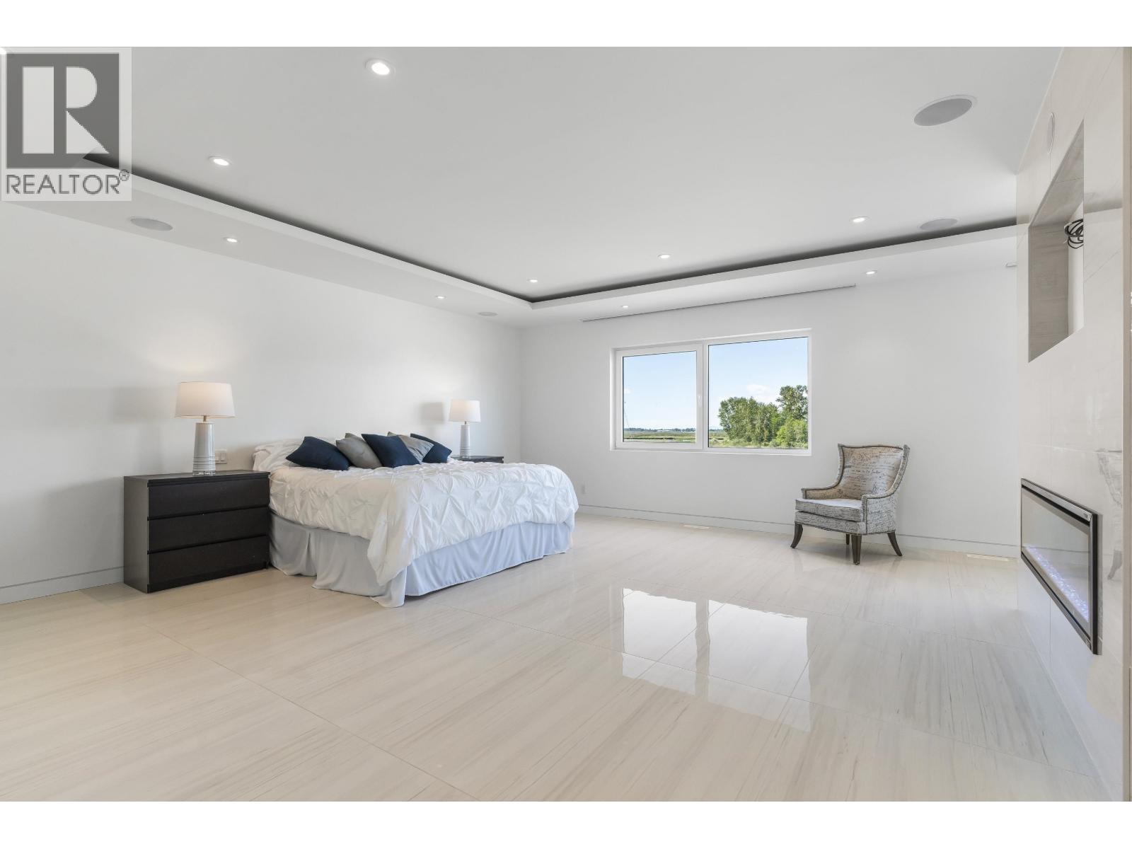 4259 RIVER Road West, Delta