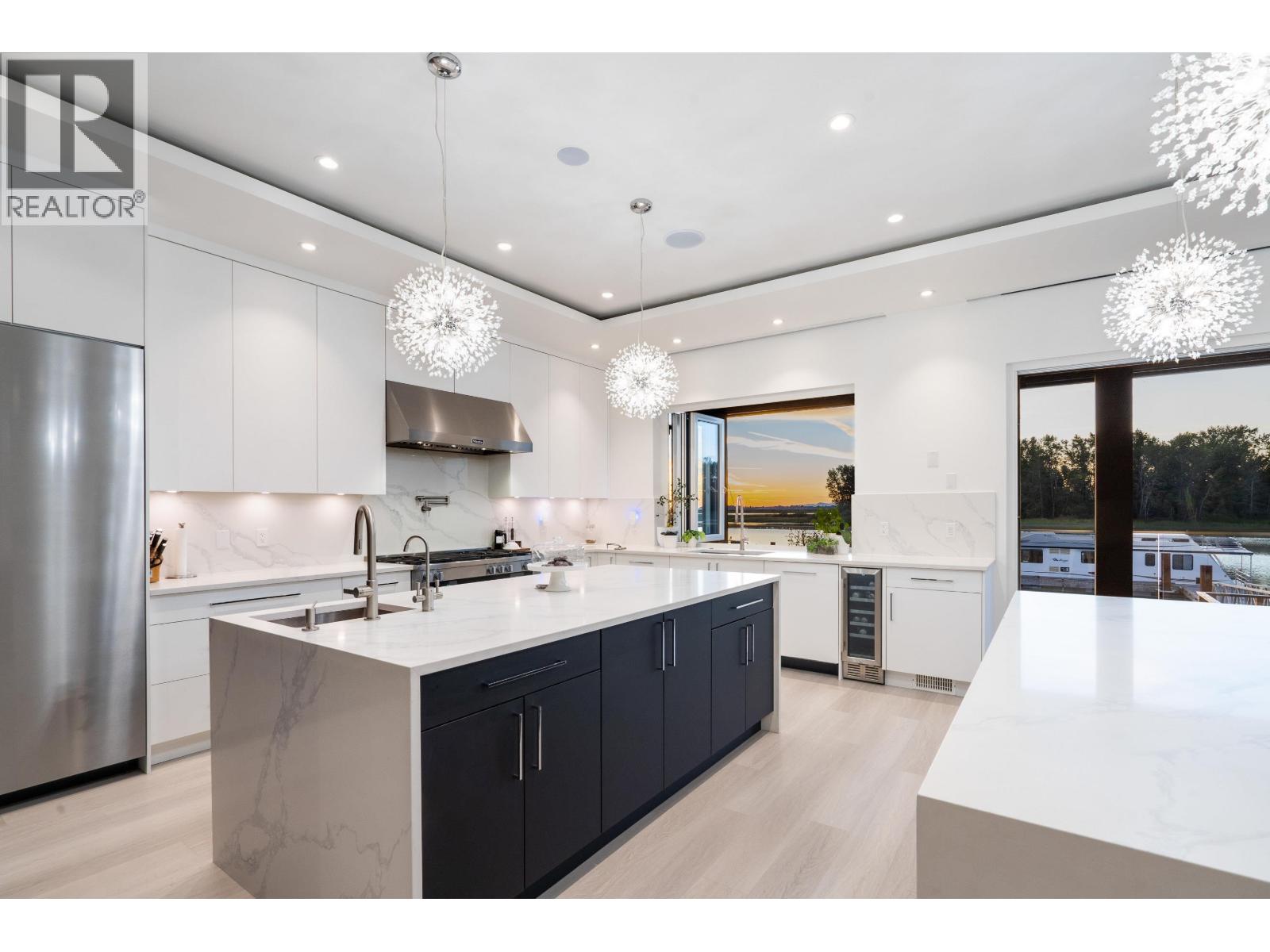 4259 RIVER Road West, Delta