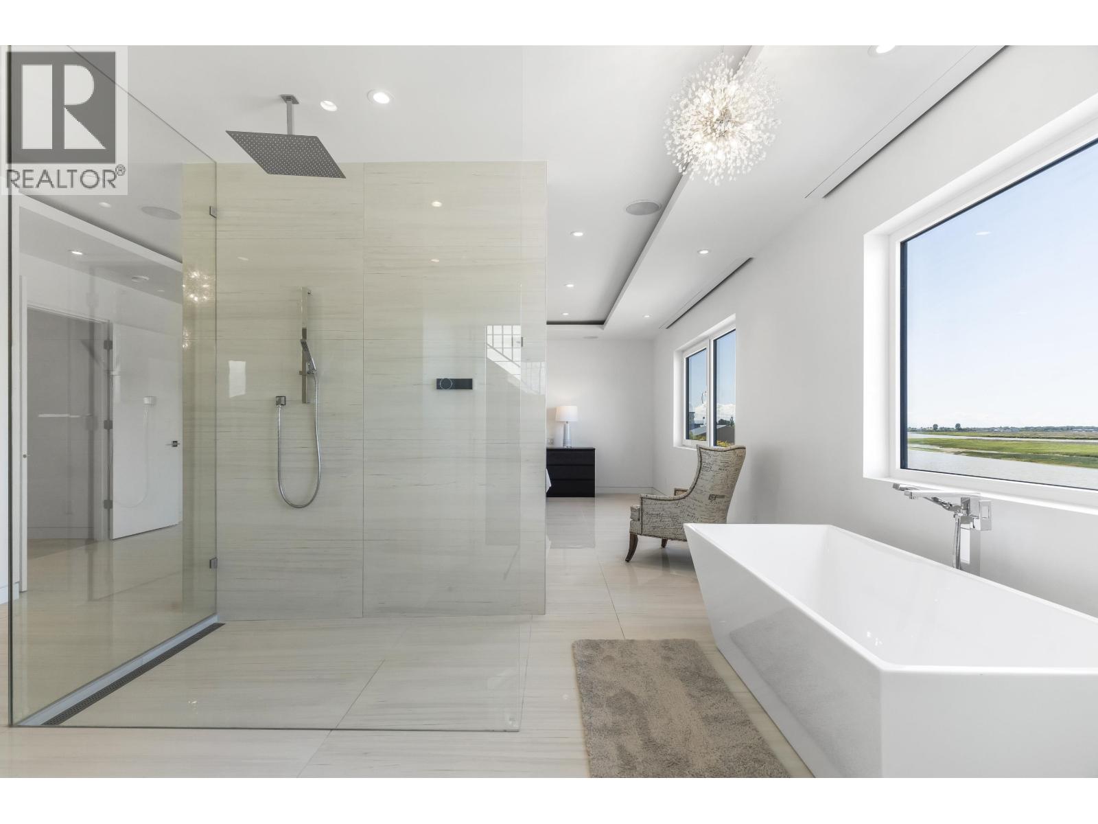 4259 RIVER Road West, Delta