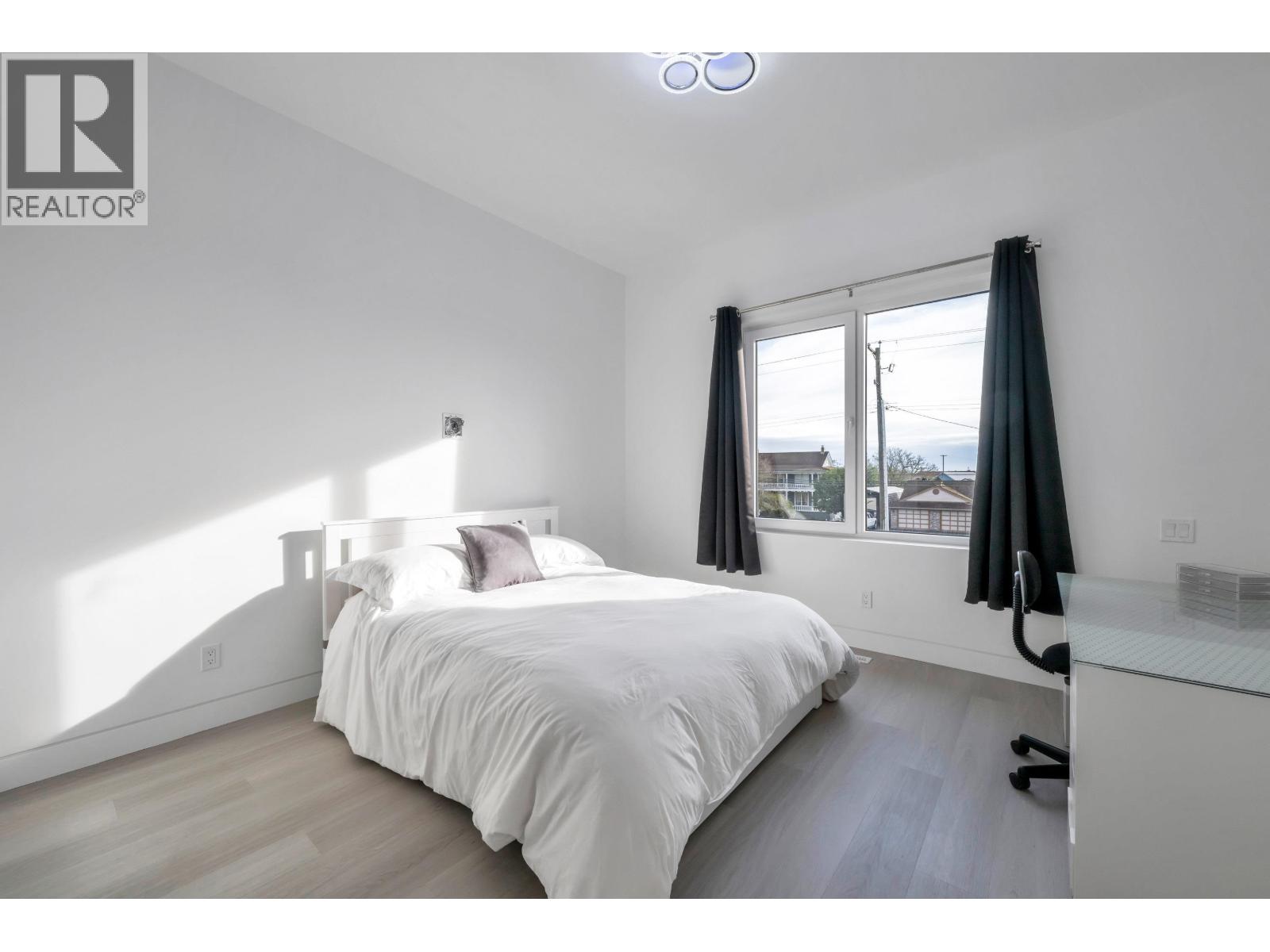 4259 RIVER Road West, Delta