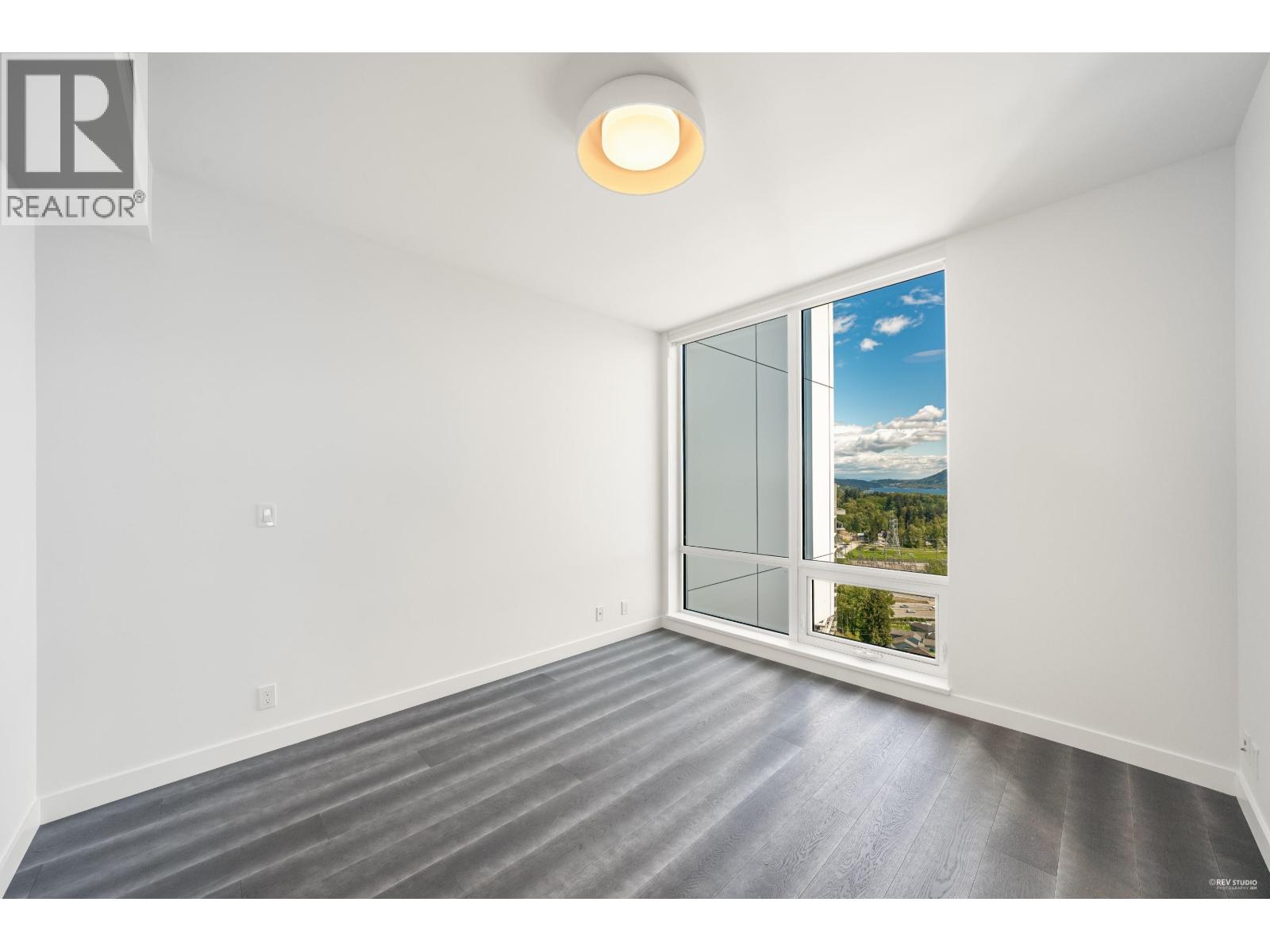 2604 1500 FERN STREET, North Vancouver