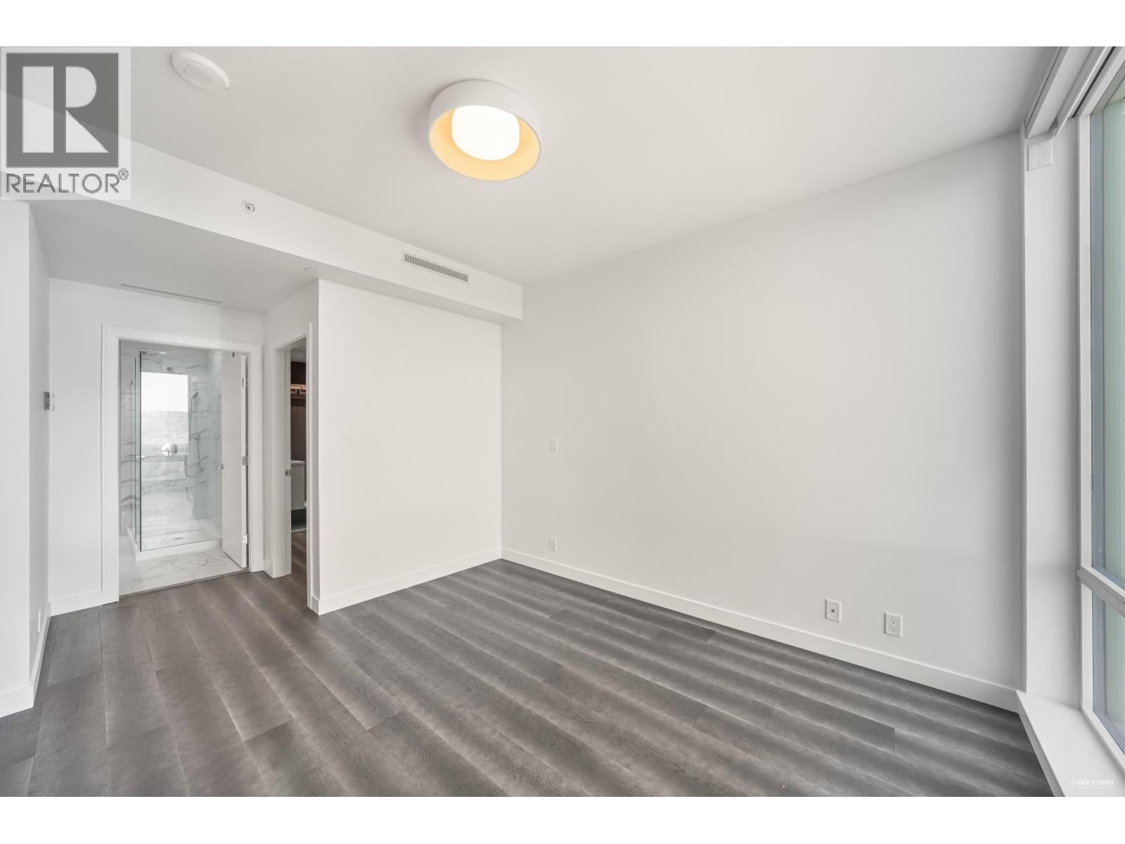 2604 1500 FERN STREET, North Vancouver