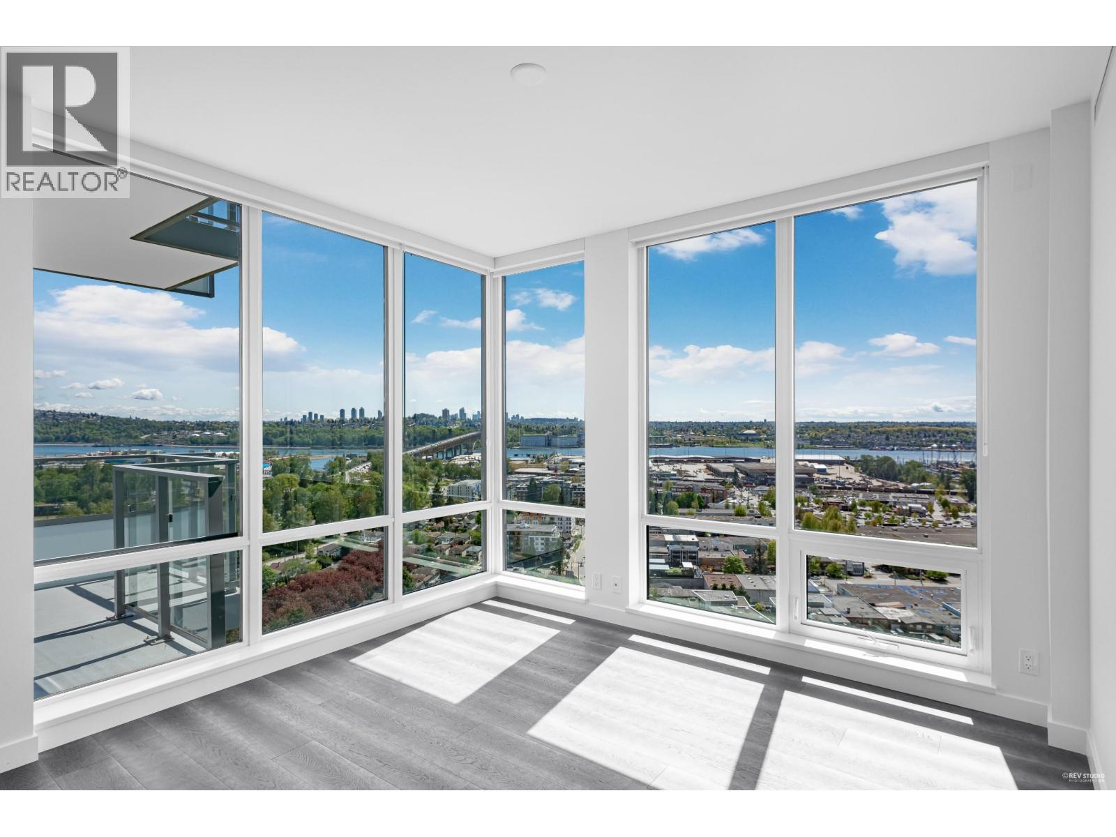 2604 1500 FERN STREET, North Vancouver