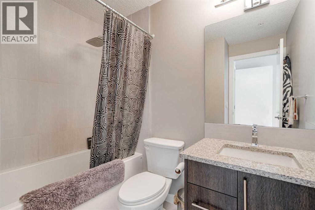 Single Family House for Sale in    Avenue SW Parkhill Calgary 