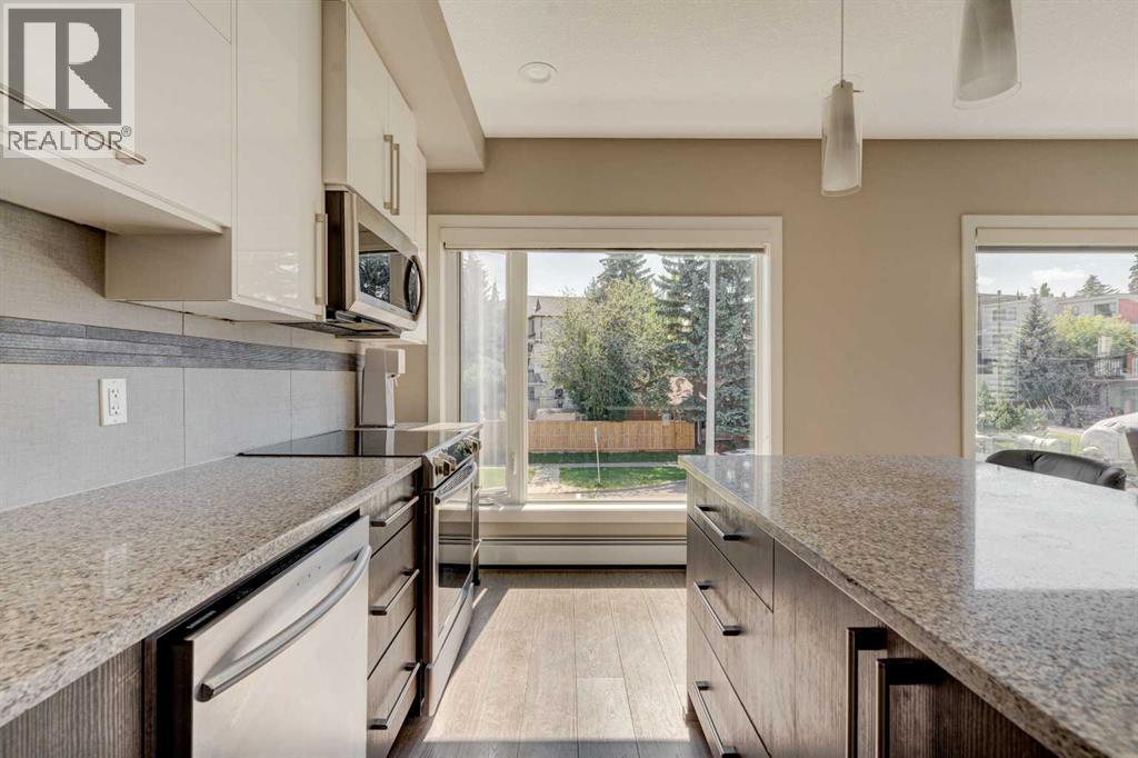Single Family House for Sale in    Avenue SW Parkhill Calgary 