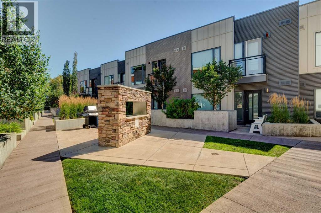 Single Family House for Sale in    Avenue SW Parkhill Calgary 