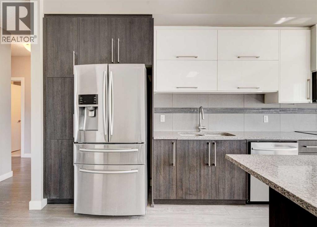 Single Family House for Sale in    Avenue SW Parkhill Calgary 