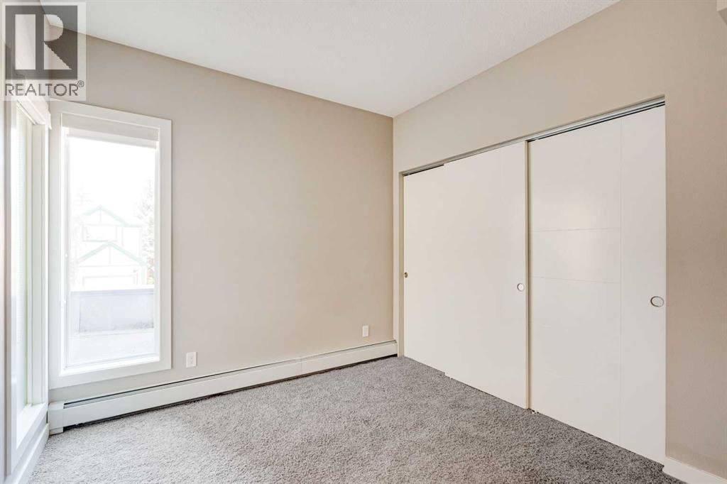 Single Family House for Sale in    Avenue SW Parkhill Calgary 