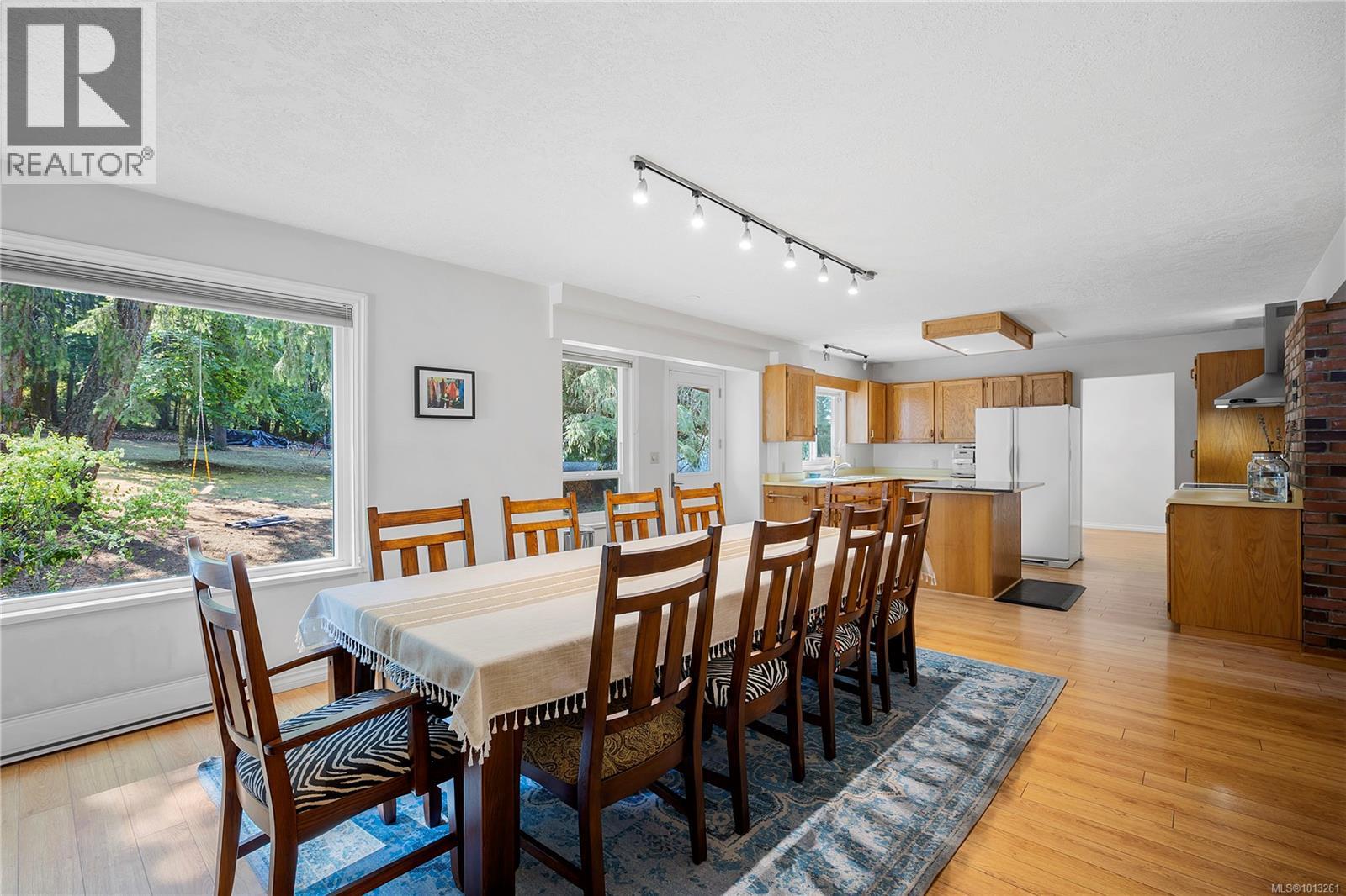 1312 McKenzie Dr, Duncan