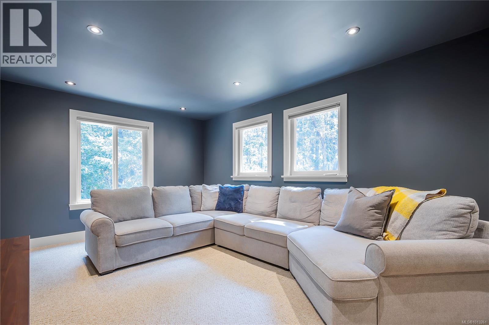 1312 McKenzie Dr, Duncan