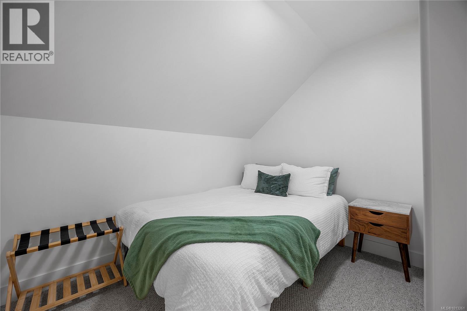 1312 McKenzie Dr, Duncan