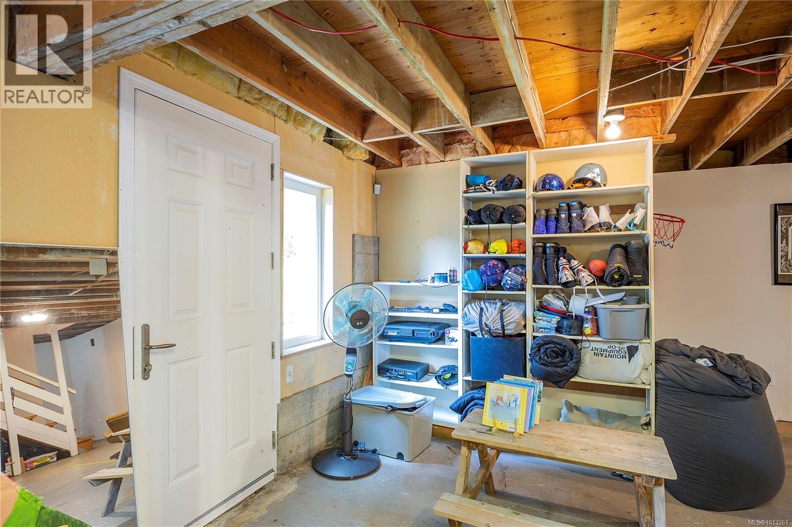 1312 McKenzie Dr, Duncan