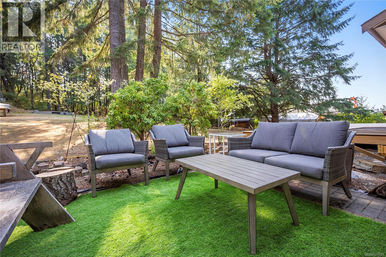 1312 McKenzie Dr, Duncan