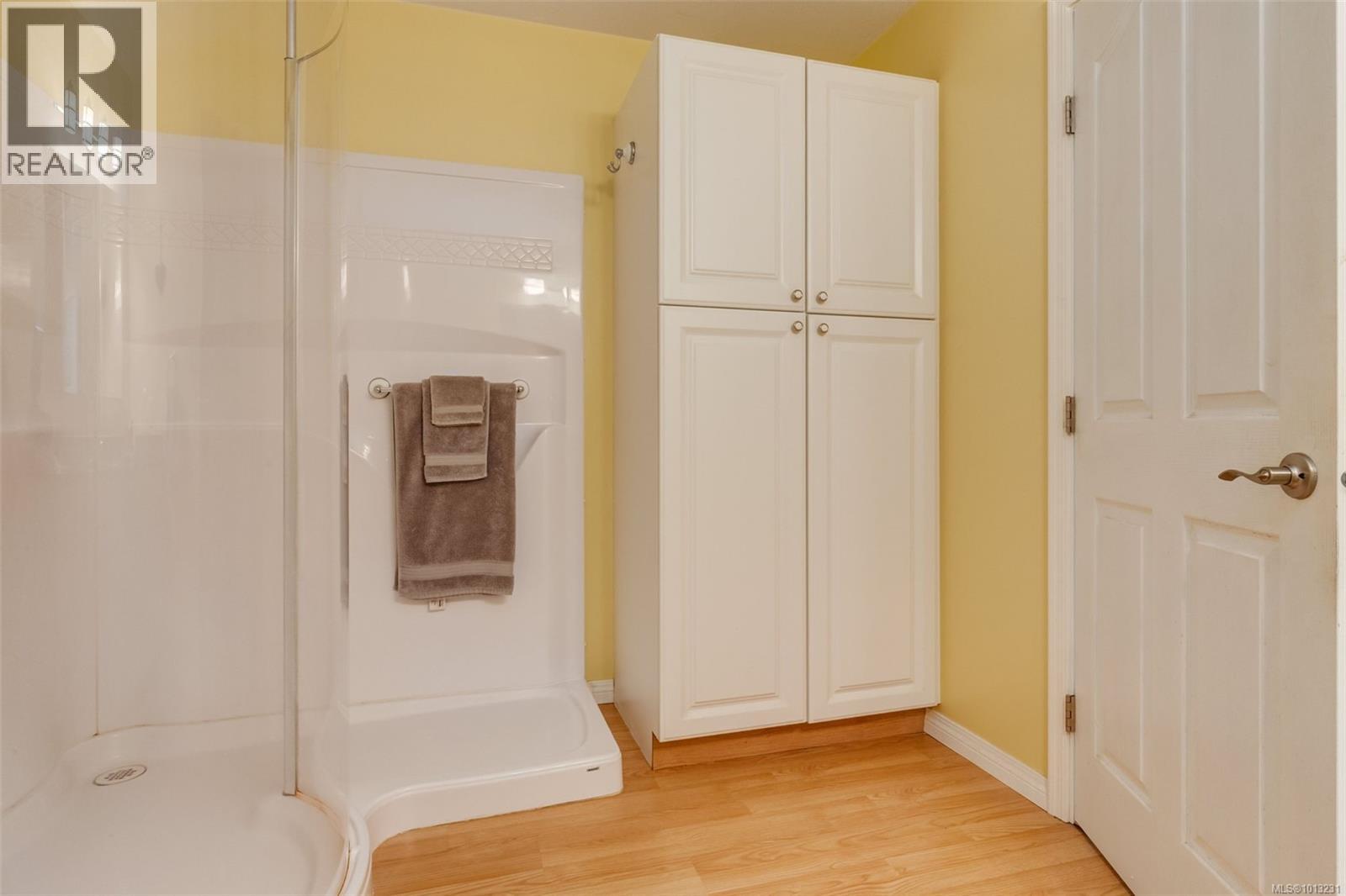 1356 Meadowood Way, Qualicum Beach