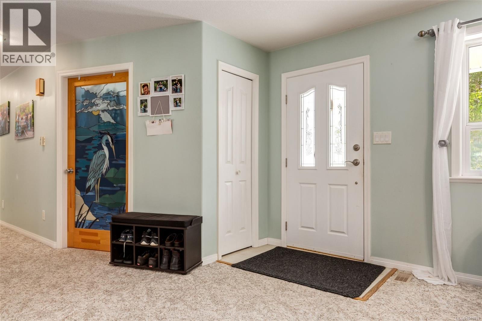 1356 Meadowood Way, Qualicum Beach