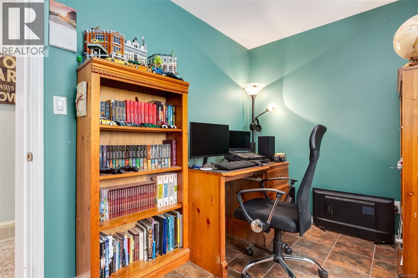 1356 Meadowood Way, Qualicum Beach