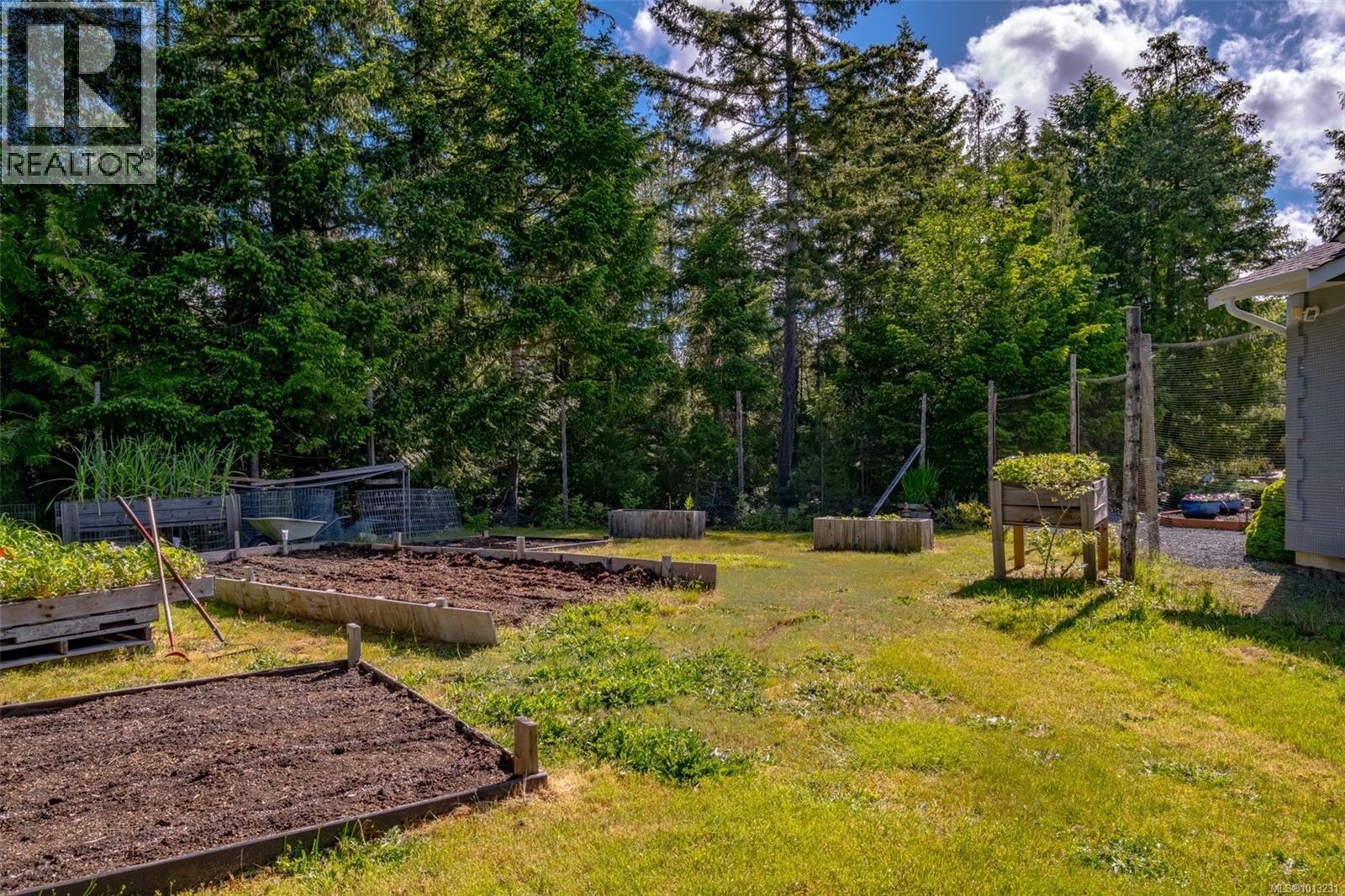 1356 Meadowood Way, Qualicum Beach