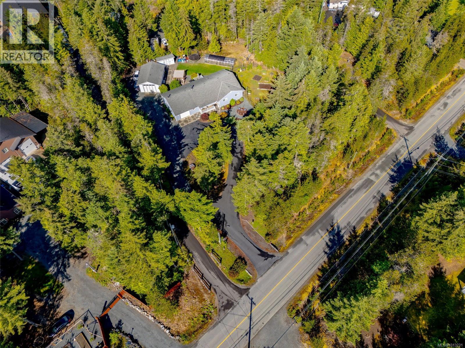 1356 Meadowood Way, Qualicum Beach