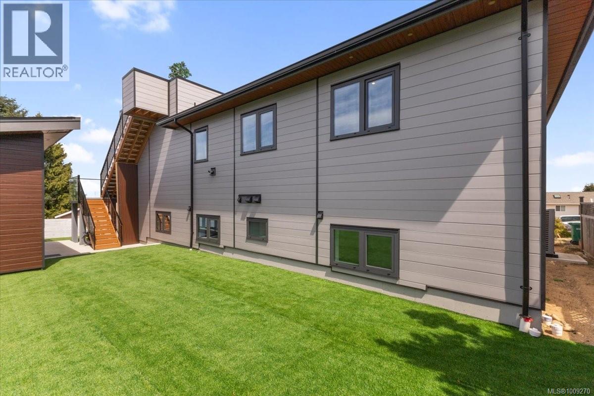 116 Sharon Pl, Nanaimo