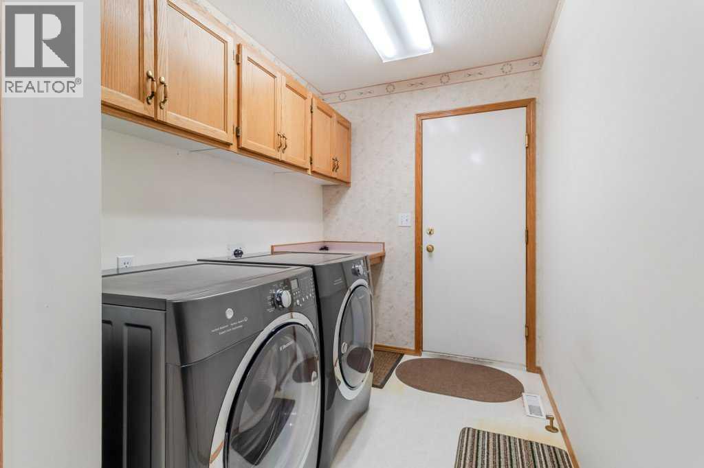 9 Dunn Close, Red Deer
