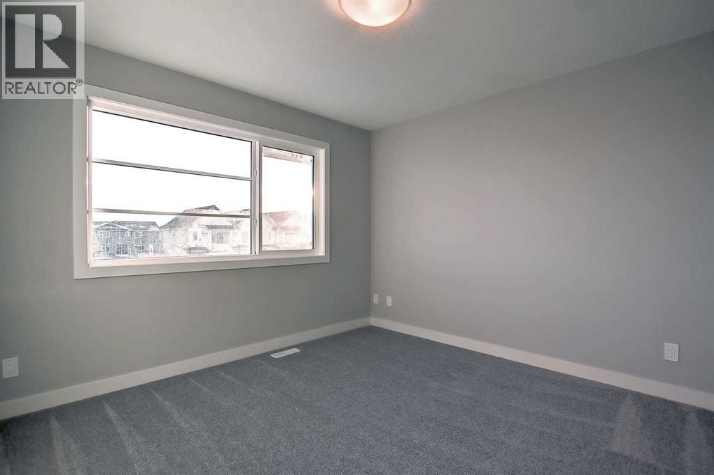 310 Sundown Road, Cochrane