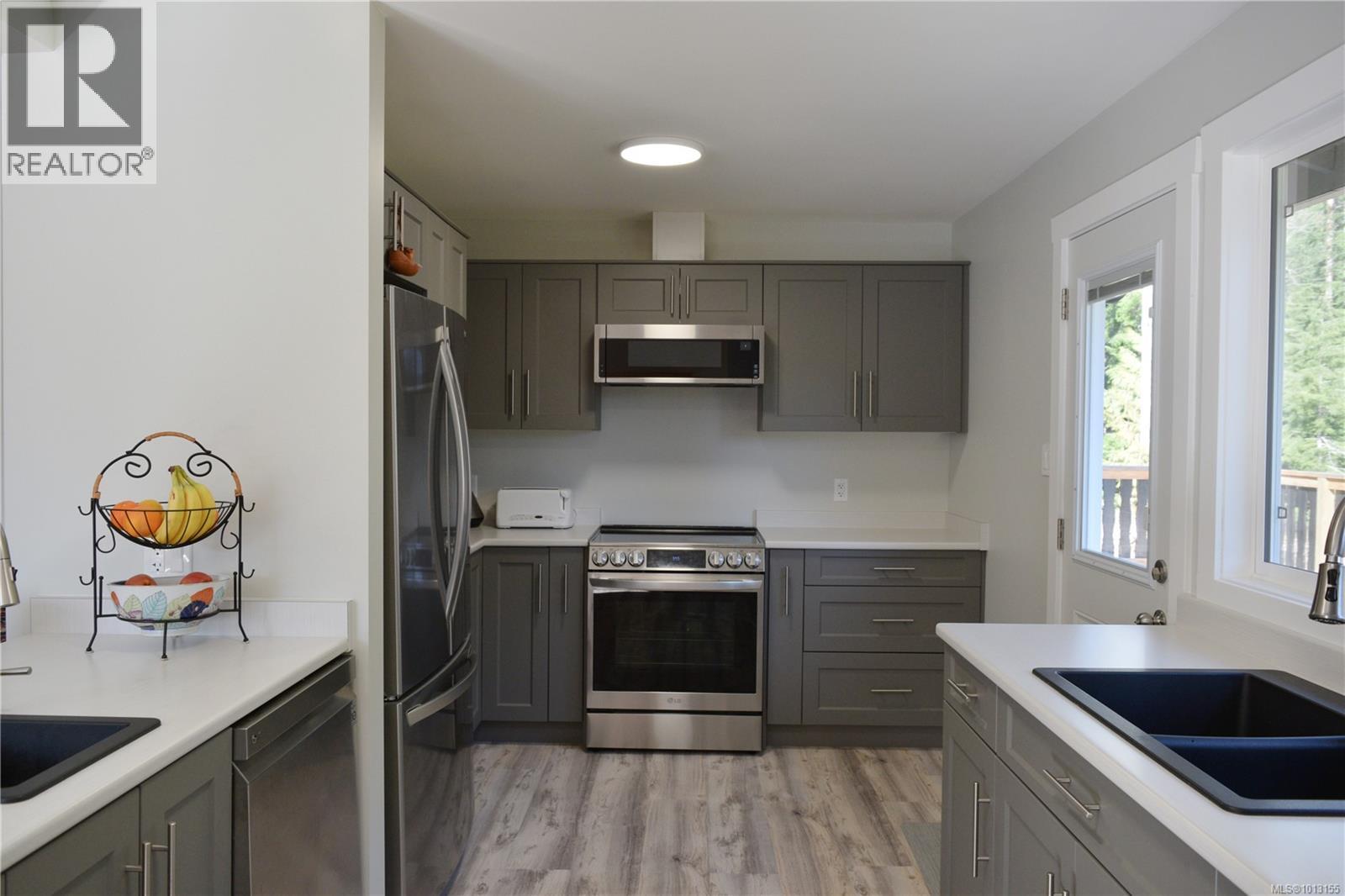 630 Dogwood Dr - 2