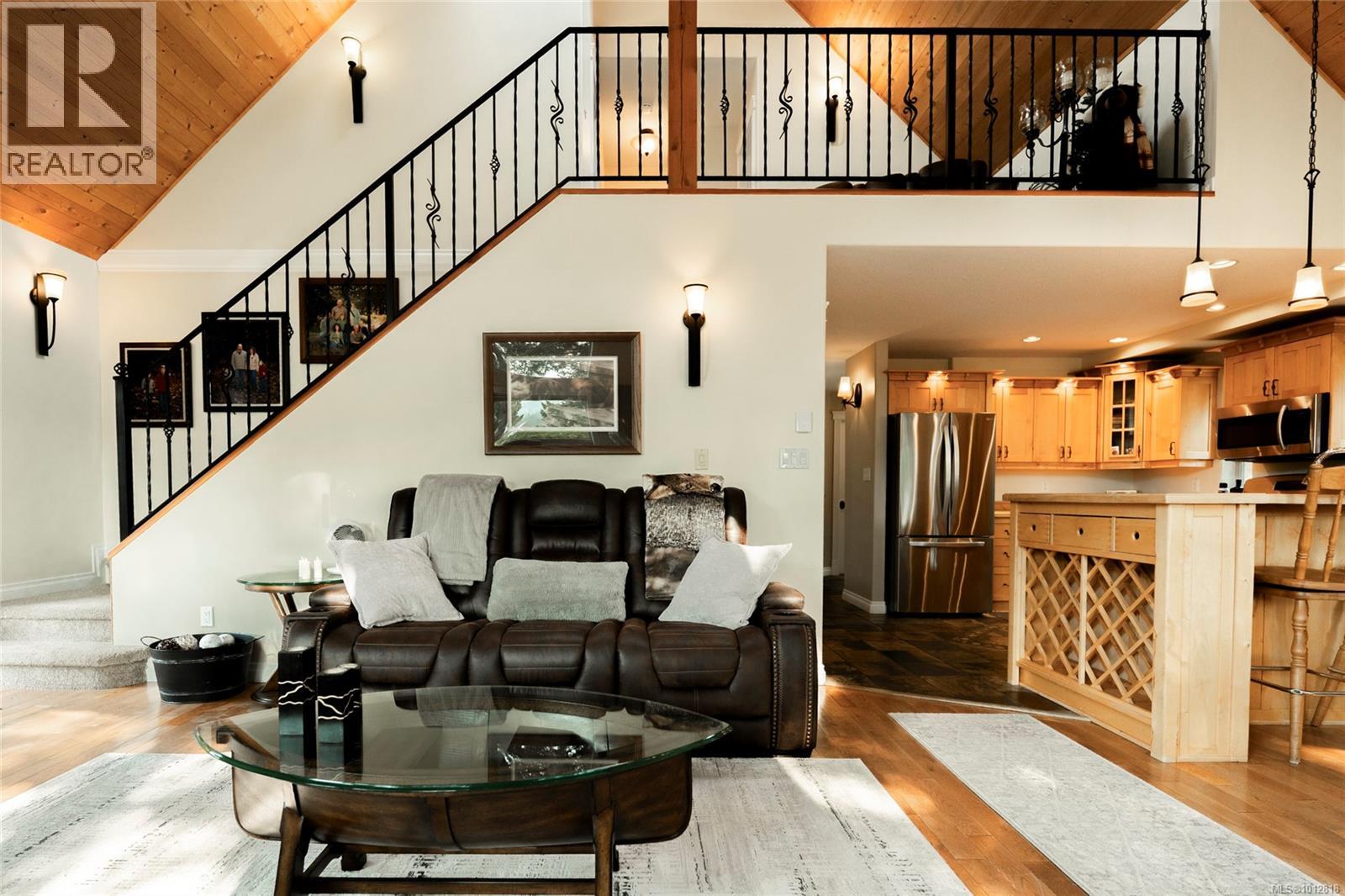 1751 Martini Way, Qualicum Beach