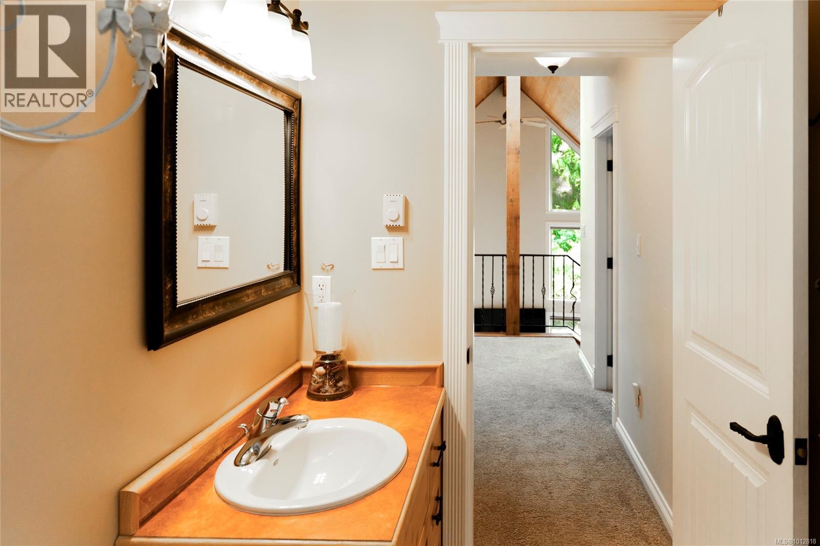 1751 Martini Way, Qualicum Beach