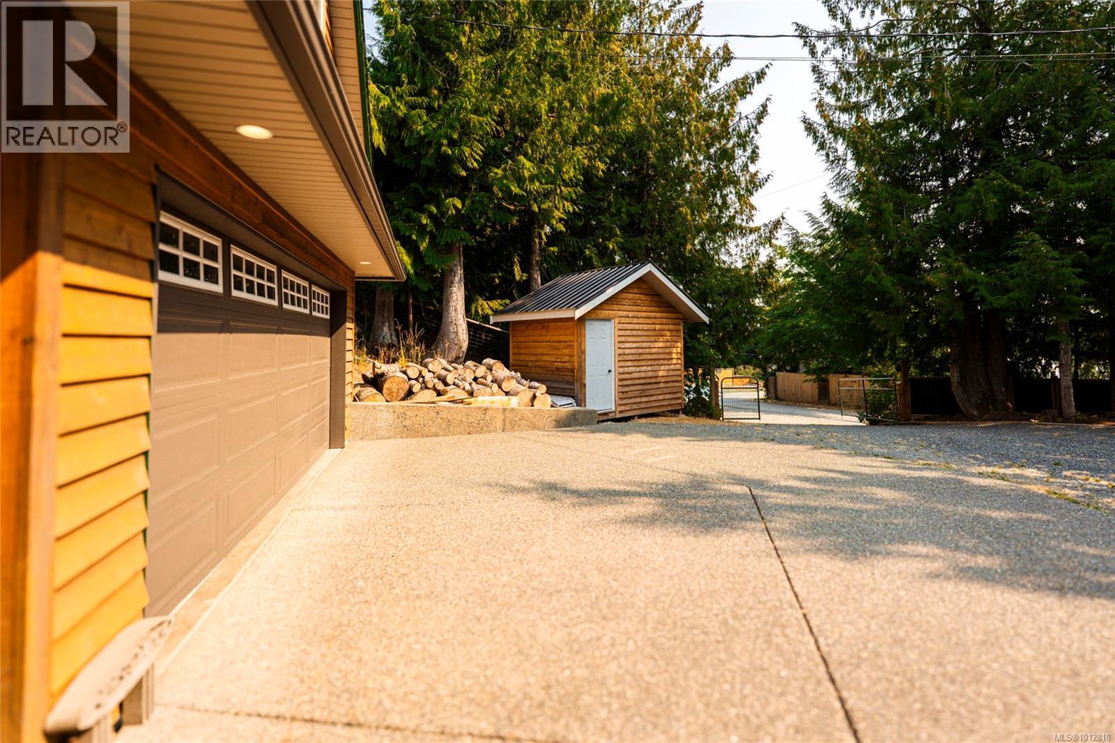 1751 Martini Way, Qualicum Beach