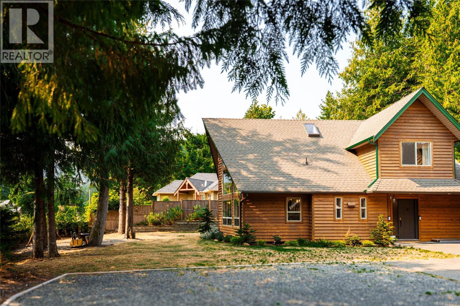 1751 Martini Way, Qualicum Beach