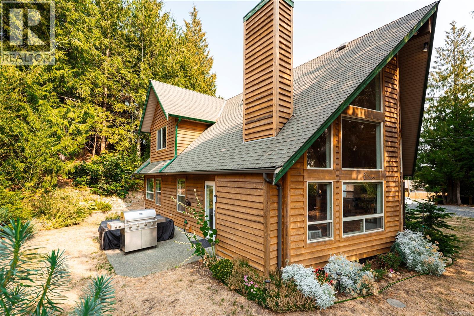 1751 Martini Way, Qualicum Beach