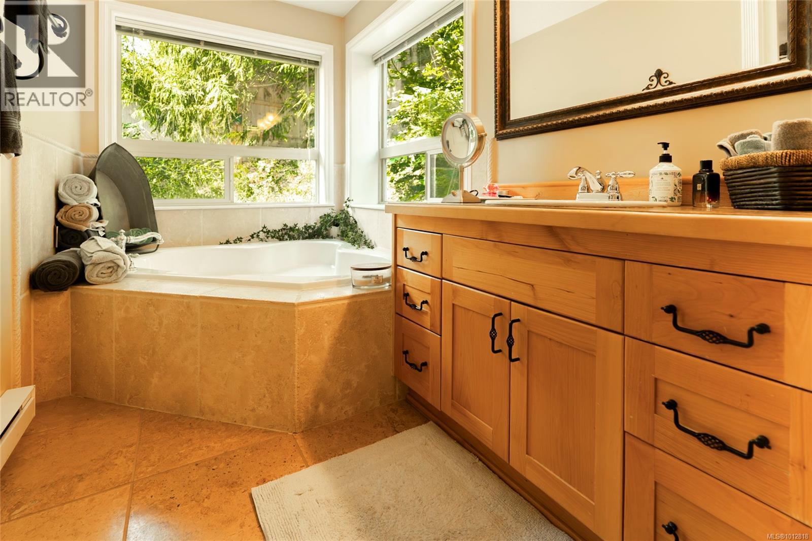 1751 Martini Way, Qualicum Beach