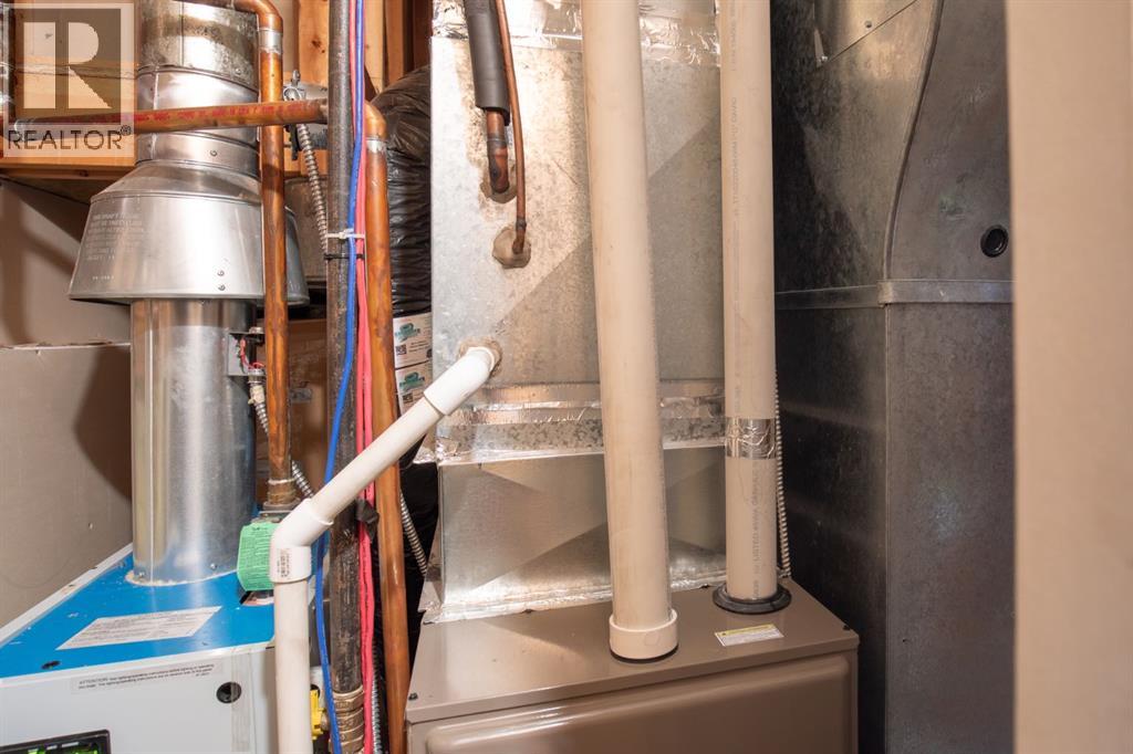 12 Ammeter Close, Red Deer