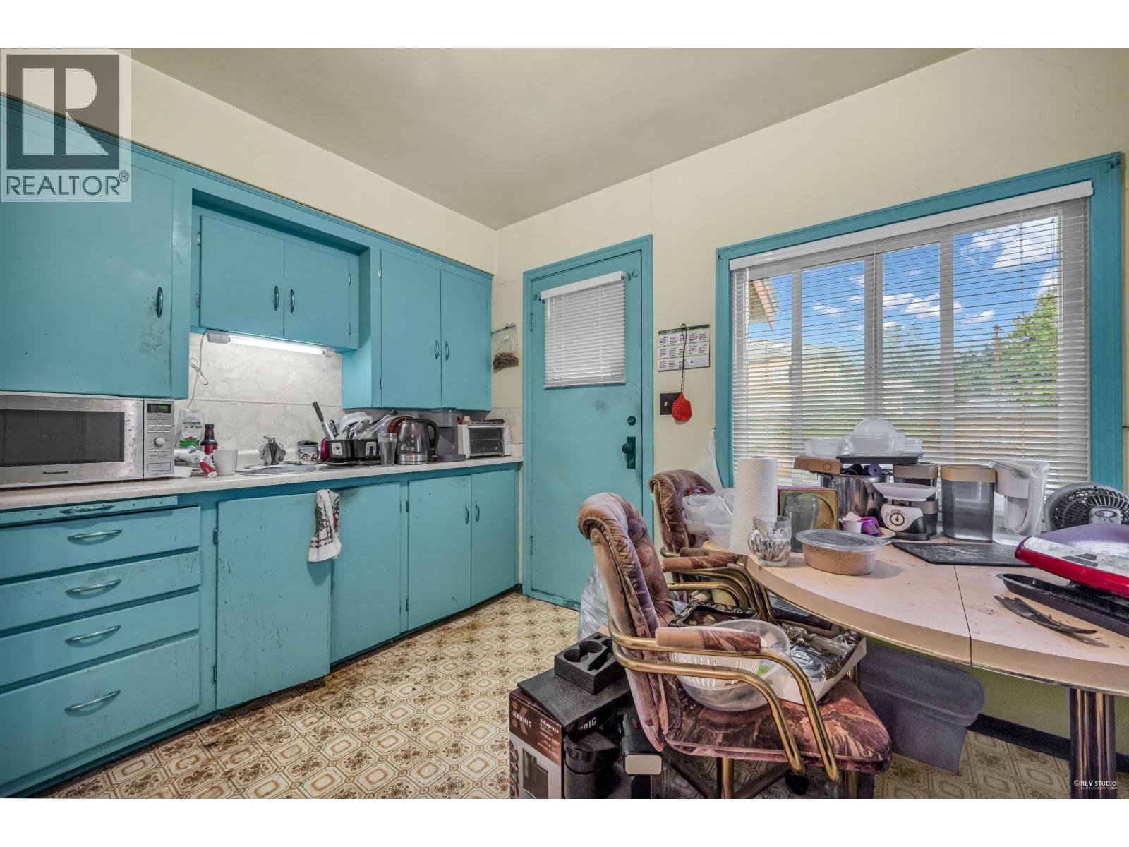 5514 SMITH AVENUE, Burnaby