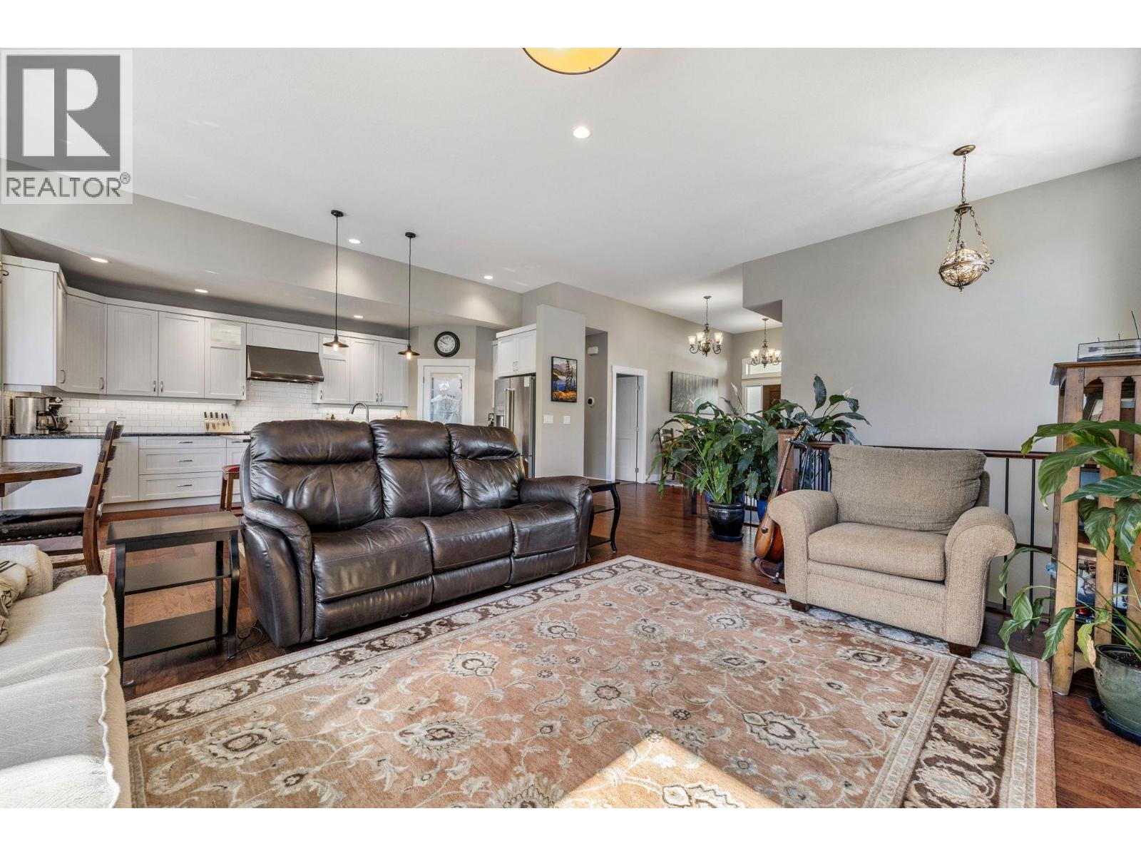  13053 Shoreline Drive, Lake Country