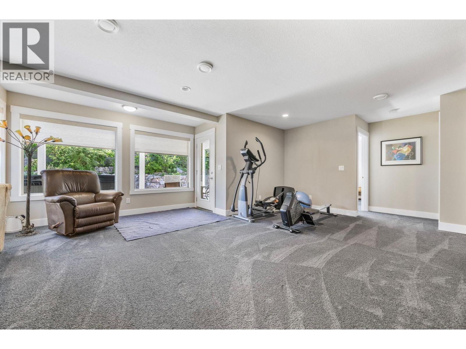  13053 Shoreline Drive, Lake Country